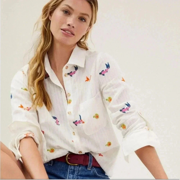 Anthropologie Maeve Koi Embroidered Button Down Size 2 - Picture 2 of 15